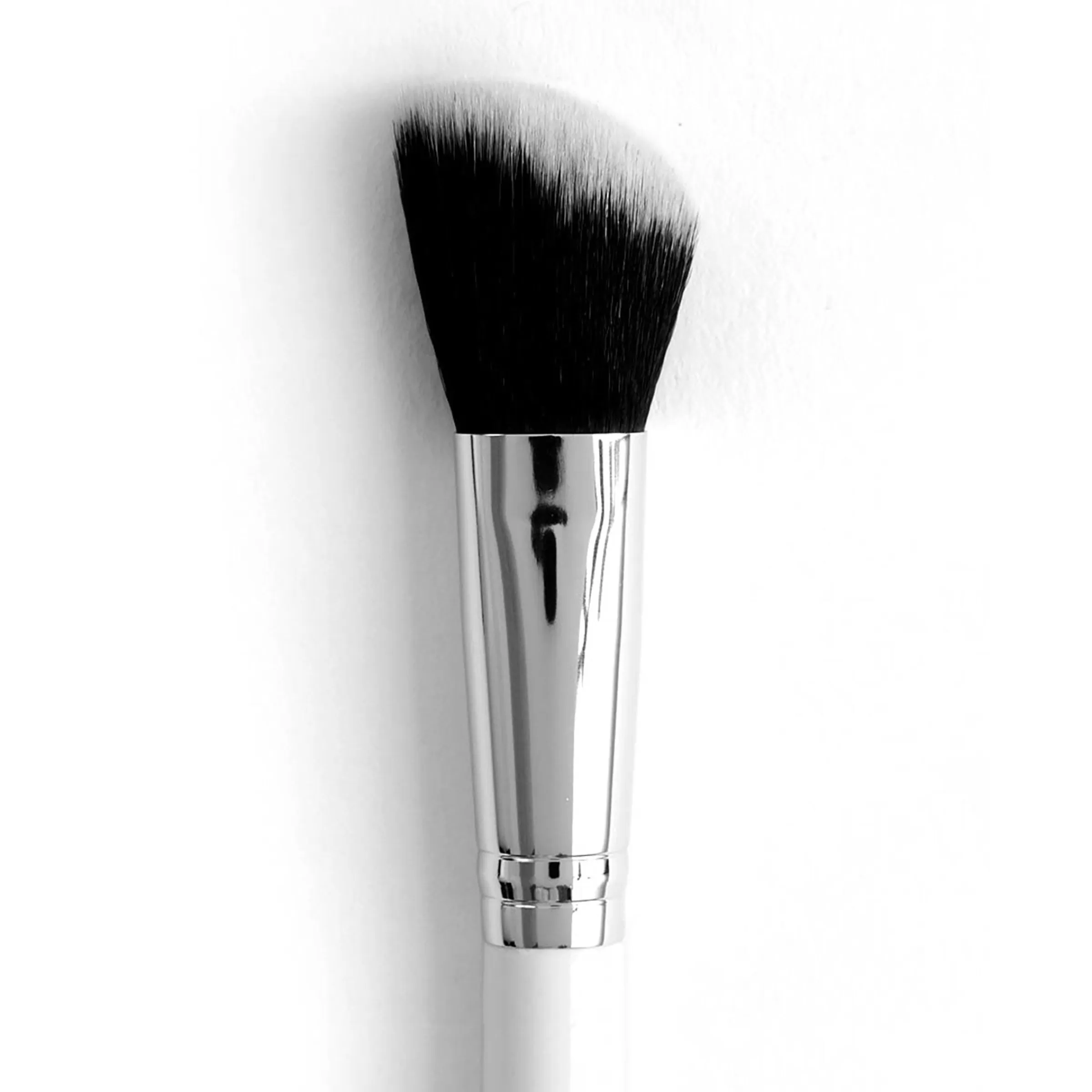 ColourPop Face Brushes*Angled Face Brush Face Brush