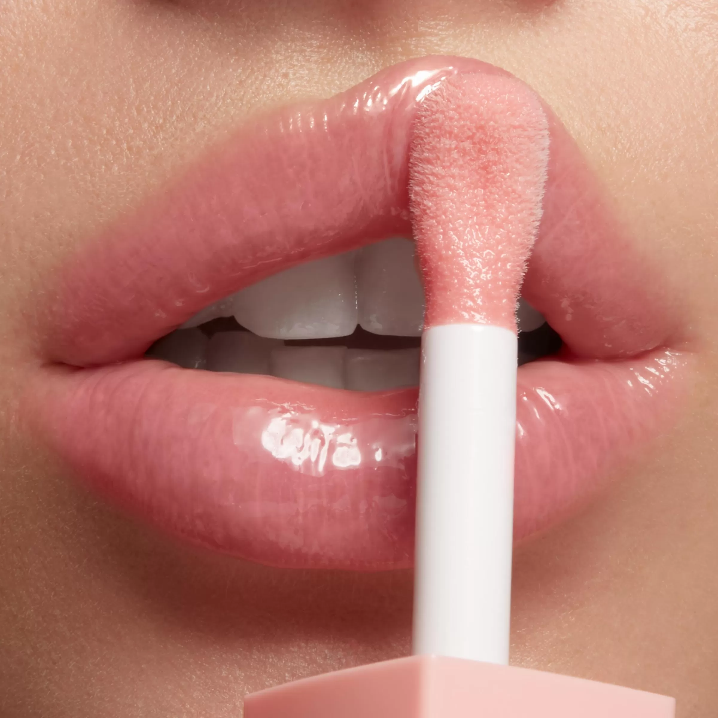 ColourPop Lip Gloss & Lip Oil*So Juicy Plumping Glossy Lip Oil Lip Oil with Peptides